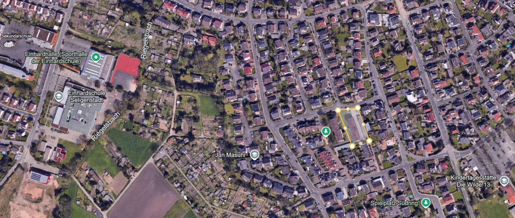 Predaj domu 1.146 m², pozemek 2.205 m², Seligenstadt, Hesensko Predaj domu 1.146 m², pozemek 2.205 m², Seligenstadt, Hesensko