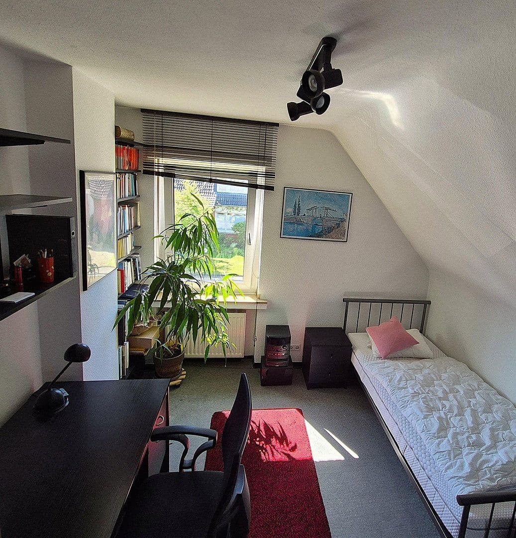 Predaj domu 150 m², pozemek 800 m², Neuss, Severné Porýnie - Westfálsko Predaj domu 150 m², pozemek 800 m², Neuss, Severné Porýnie - Westfálsko