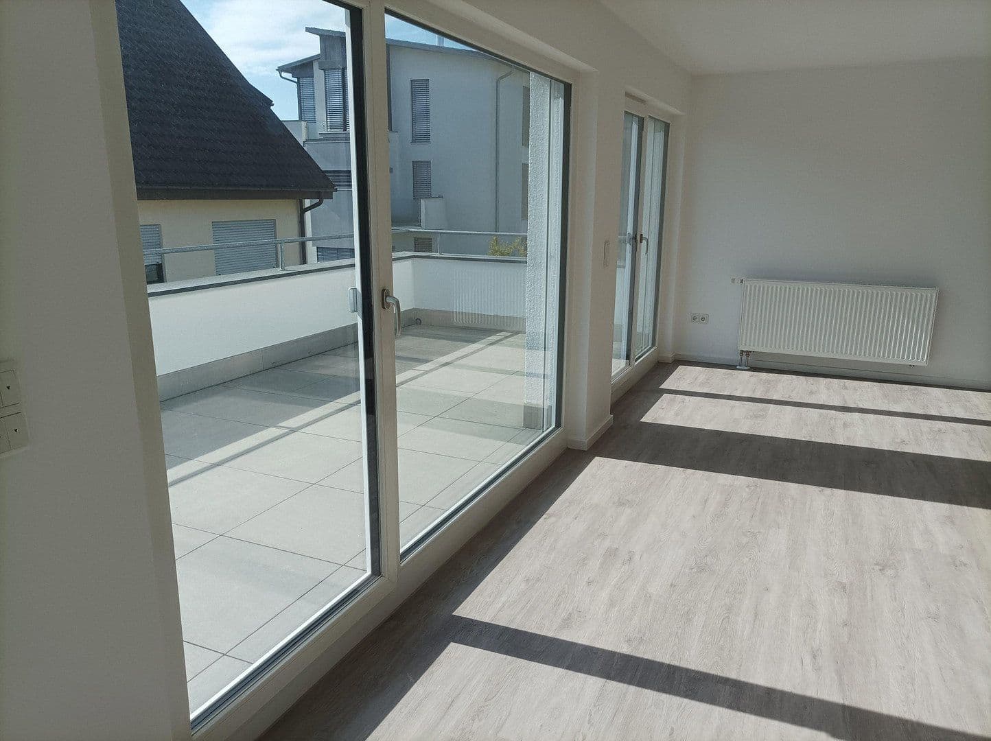 Prenájom bytu 4-izbový 119 m², Uhldingen-Mühlhofen, Bádensko-Wurttembersko Prenájom bytu 4-izbový 119 m², Uhldingen-Mühlhofen, Bádensko-Wurttembersko