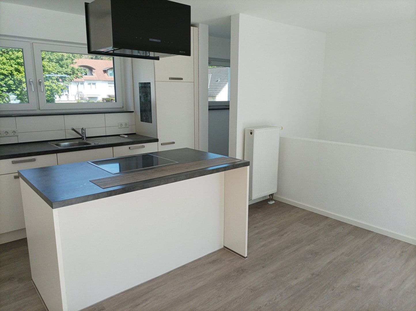 Prenájom bytu 4-izbový 119 m², Uhldingen-Mühlhofen, Bádensko-Wurttembersko Prenájom bytu 4-izbový 119 m², Uhldingen-Mühlhofen, Bádensko-Wurttembersko