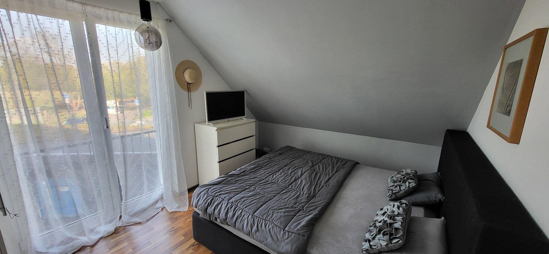 Predaj domu 135 m², pozemek 300 m², Leverkusen, Severné Porýnie - Westfálsko Predaj domu 135 m², pozemek 300 m², Leverkusen, Severné Porýnie - Westfálsko