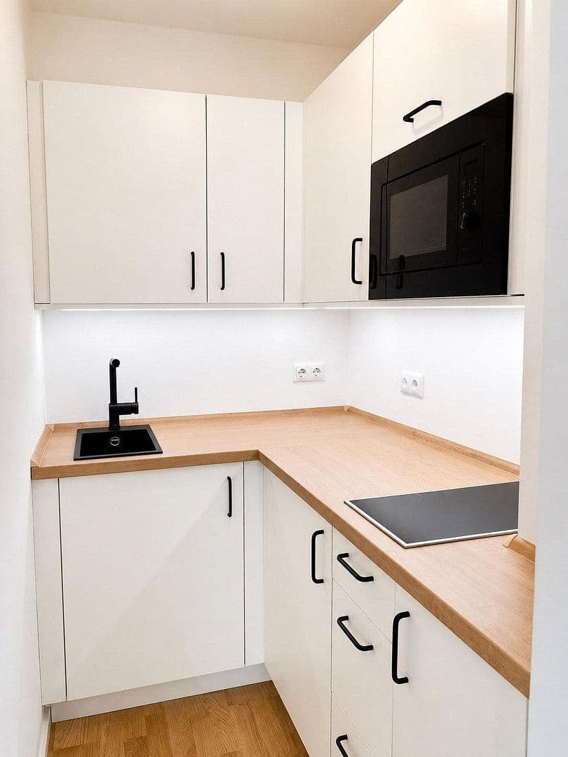 Prenájom bytu 1-izbový 28 m², Konrad-Celtis-Str. 20, München, Bavorsko Prenájom bytu 1-izbový 28 m², Konrad-Celtis-Str. 20, München, Bavorsko