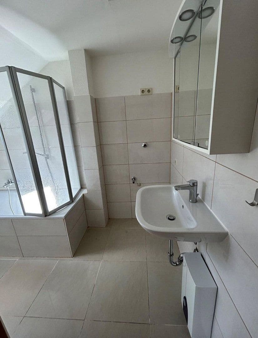Predaj domu 250 m², pozemek 659 m², Hoher Klosterweg 3, Boppard, Porýnie-Falcko Predaj domu 250 m², pozemek 659 m², Hoher Klosterweg 3, Boppard, Porýnie-Falcko