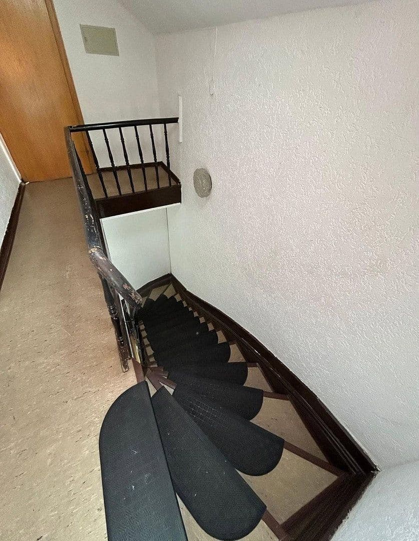 Predaj domu 250 m², pozemek 659 m², Hoher Klosterweg 3, Boppard, Porýnie-Falcko Predaj domu 250 m², pozemek 659 m², Hoher Klosterweg 3, Boppard, Porýnie-Falcko