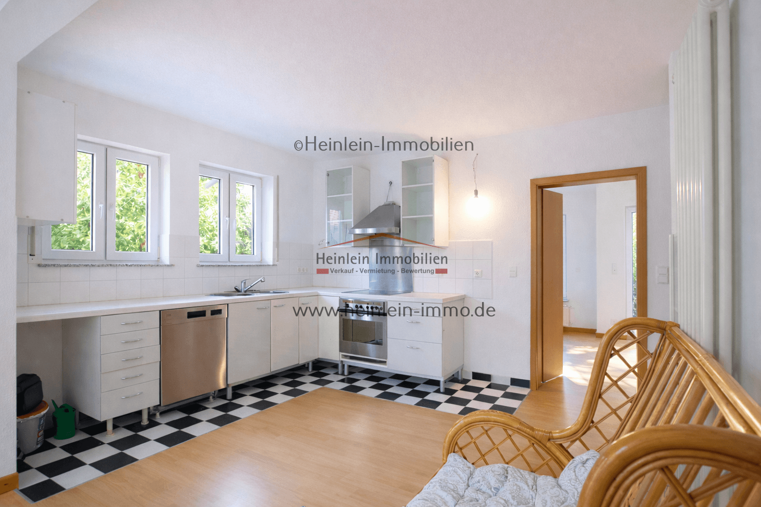 Predaj domu 184 m², pozemek 370 m², Griesheim, Hesensko Predaj domu 184 m², pozemek 370 m², Griesheim, Hesensko