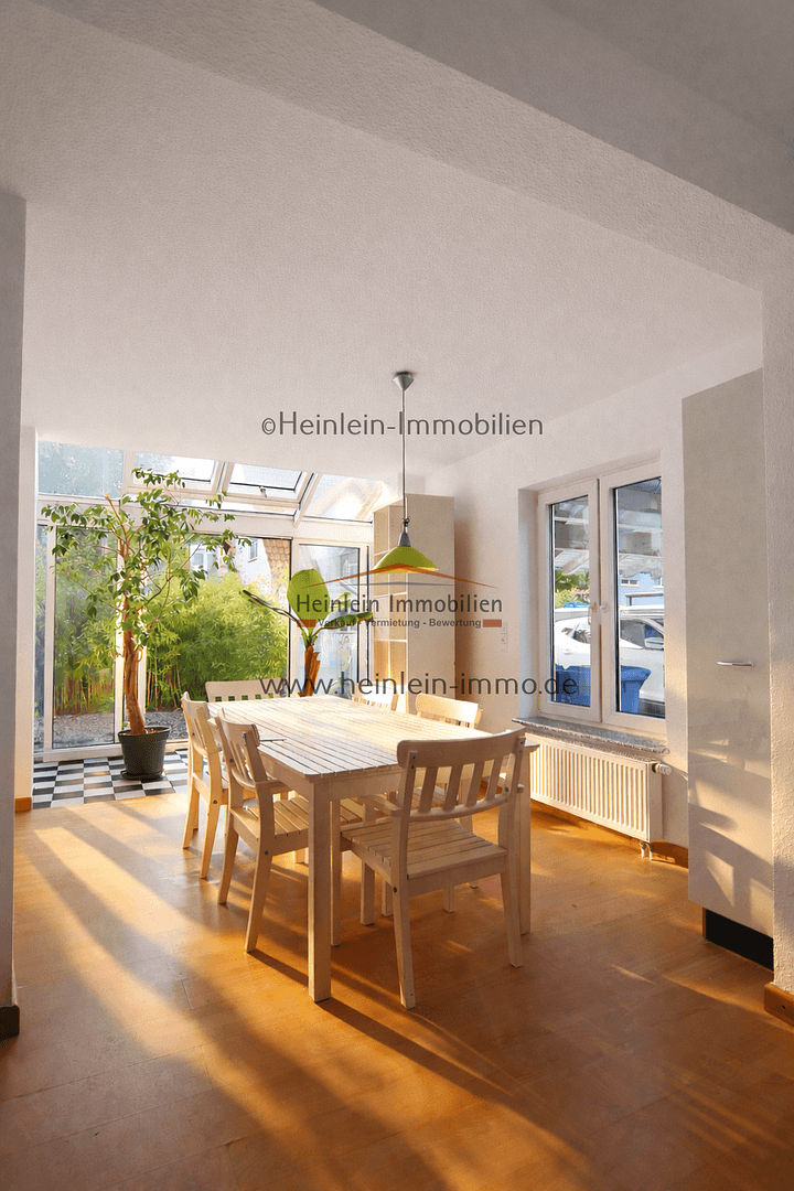 Predaj domu 184 m², pozemek 370 m², Griesheim, Hesensko Predaj domu 184 m², pozemek 370 m², Griesheim, Hesensko