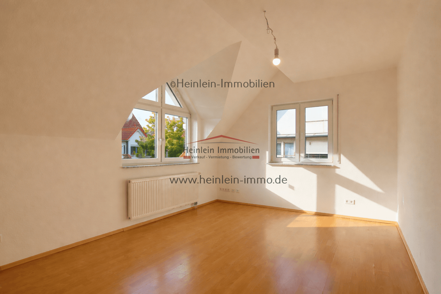 Predaj domu 184 m², pozemek 370 m², Griesheim, Hesensko Predaj domu 184 m², pozemek 370 m², Griesheim, Hesensko