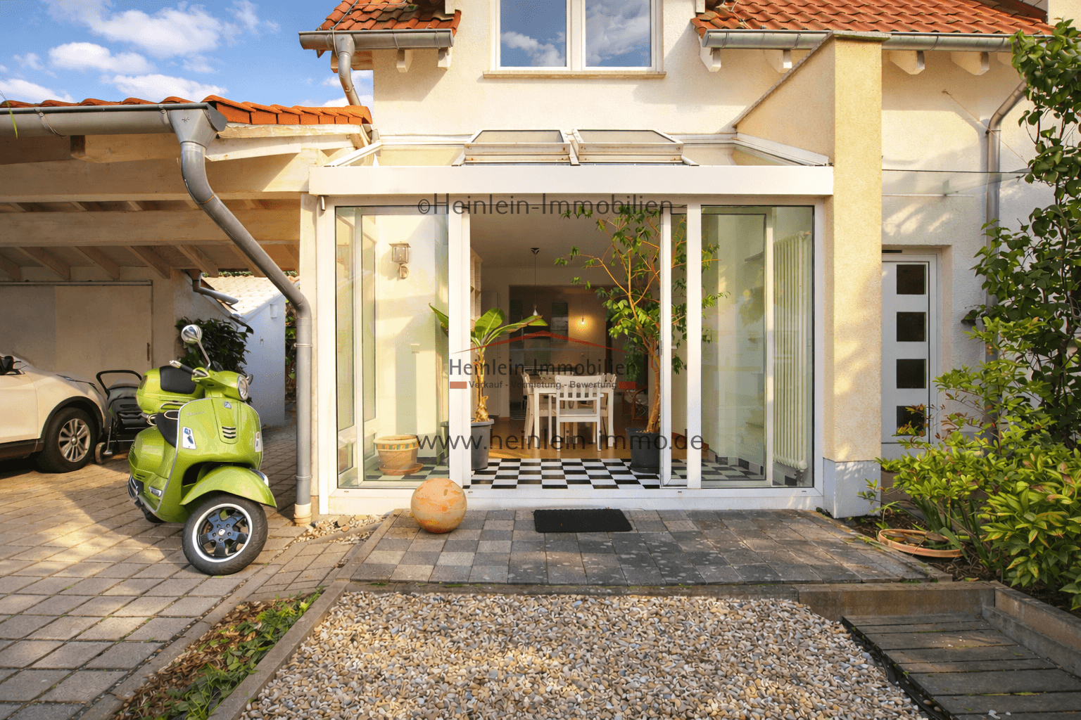 Predaj domu 184 m², pozemek 370 m², Griesheim, Hesensko Predaj domu 184 m², pozemek 370 m², Griesheim, Hesensko