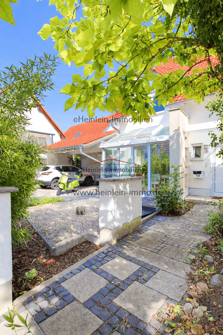 Predaj domu 184 m², pozemek 370 m², Griesheim, Hesensko Predaj domu 184 m², pozemek 370 m², Griesheim, Hesensko
