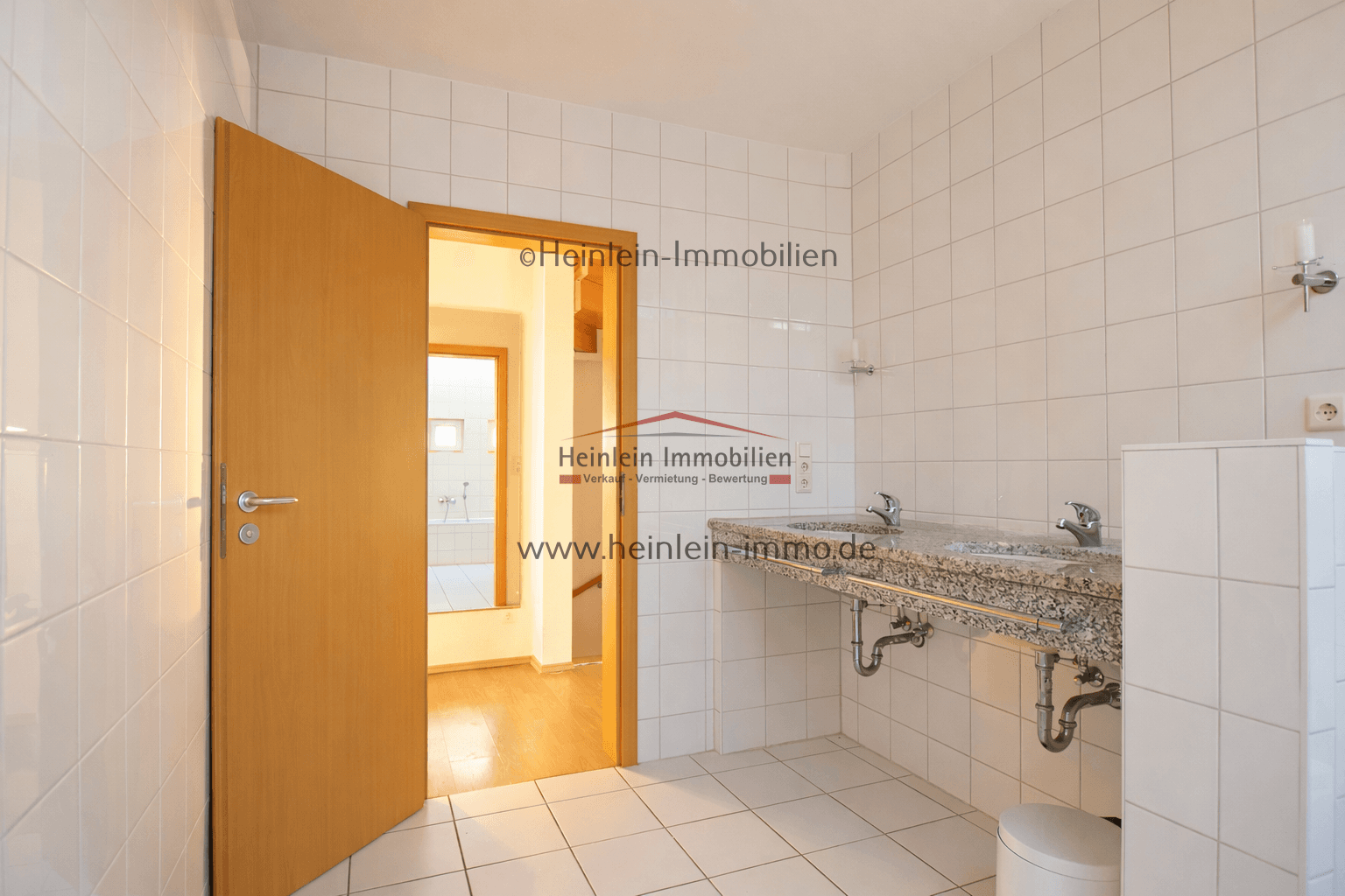 Predaj domu 184 m², pozemek 370 m², Griesheim, Hesensko Predaj domu 184 m², pozemek 370 m², Griesheim, Hesensko