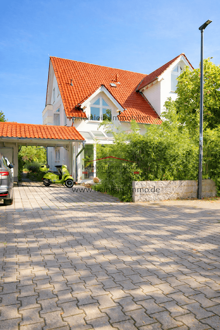Predaj domu 184 m², pozemek 370 m², Griesheim, Hesensko Predaj domu 184 m², pozemek 370 m², Griesheim, Hesensko