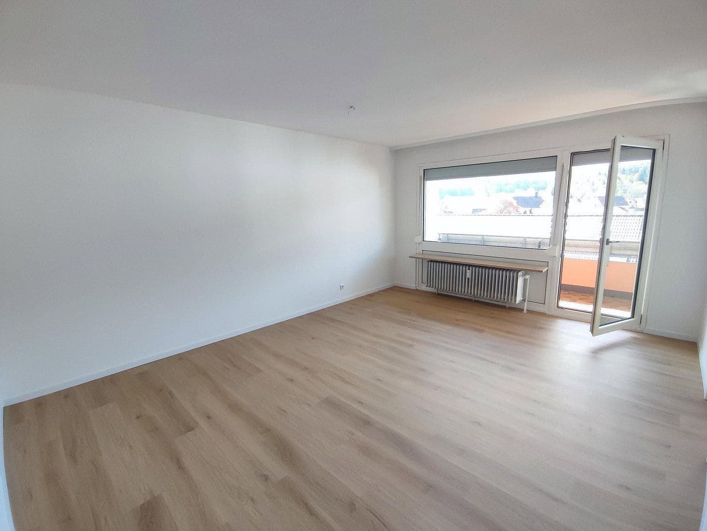 Prenájom bytu 3-izbový 75 m², Uhlandstraße 12, Blumberg, Bádensko-Wurttembersko Prenájom bytu 3-izbový 75 m², Uhlandstraße 12, Blumberg, Bádensko-Wurttembersko