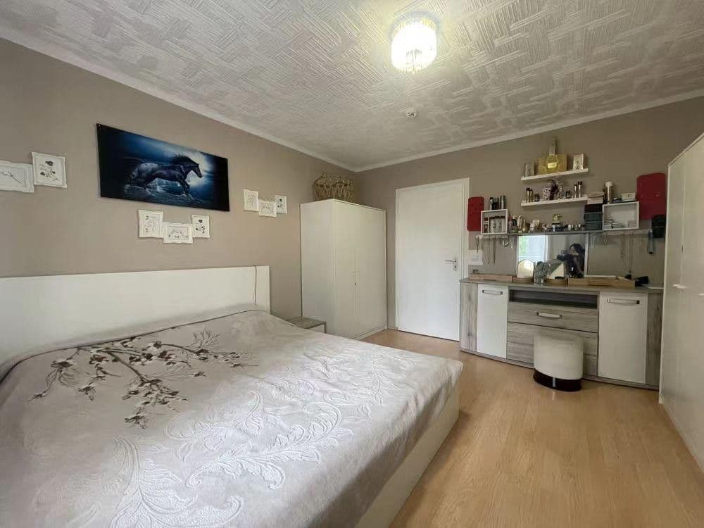 Predaj bytu 3-izbový 75 m², Friedberg (Hessen), Hesensko Predaj bytu 3-izbový 75 m², Friedberg (Hessen), Hesensko
