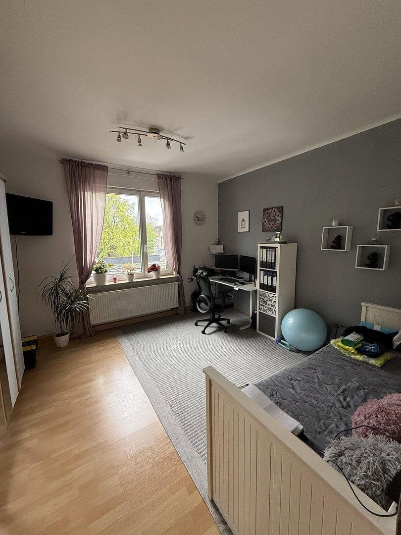 Prenájom bytu 3-izbový 65 m², Hindelangerstraße, Stuttgart-Untertürheim, Bádensko-Wurttembersko Prenájom bytu 3-izbový 65 m², Hindelangerstraße, Stuttgart-Untertürheim, Bádensko-Wurttembersko
