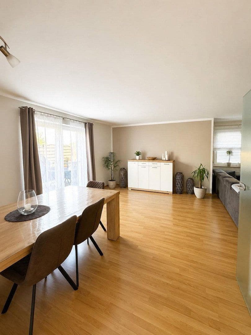 Predaj bytu 4-izbový 126 m², Im Hätzgert 32, Rangendingen, Bádensko-Wurttembersko Predaj bytu 4-izbový 126 m², Im Hätzgert 32, Rangendingen, Bádensko-Wurttembersko