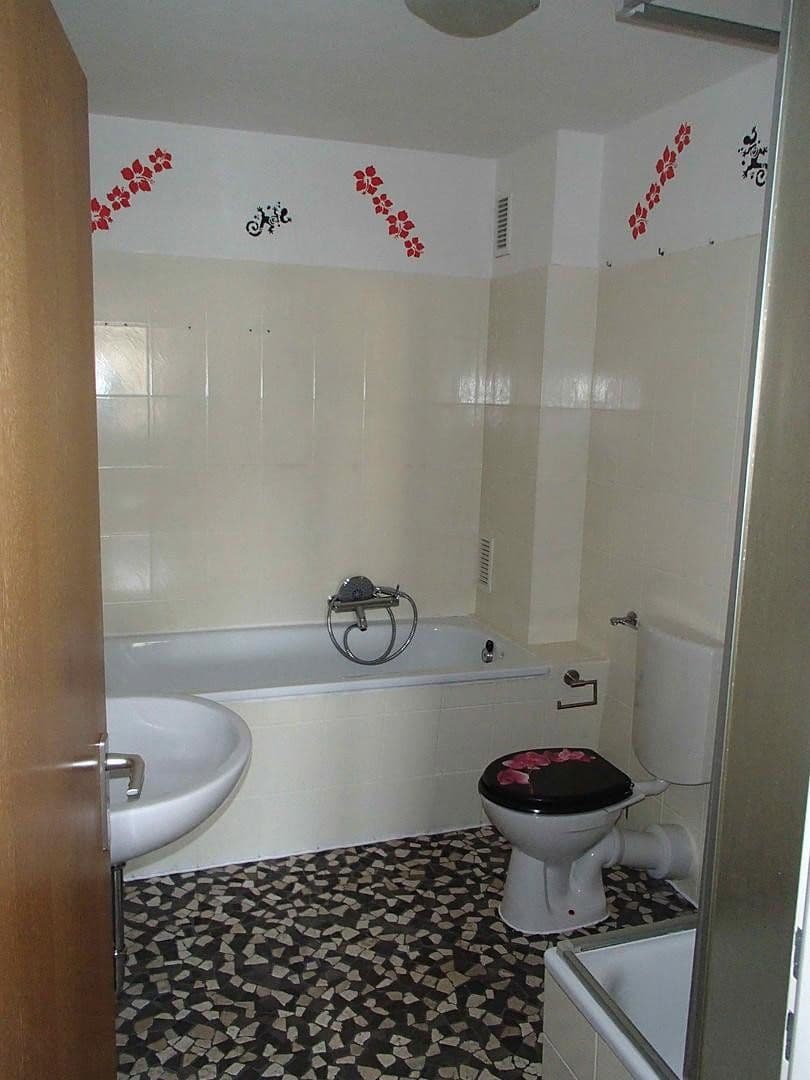 Prenájom bytu 3-izbový 92 m², Gerther Str. 42, Herne, Severné Porýnie - Westfálsko Prenájom bytu 3-izbový 92 m², Gerther Str. 42, Herne, Severné Porýnie - Westfálsko