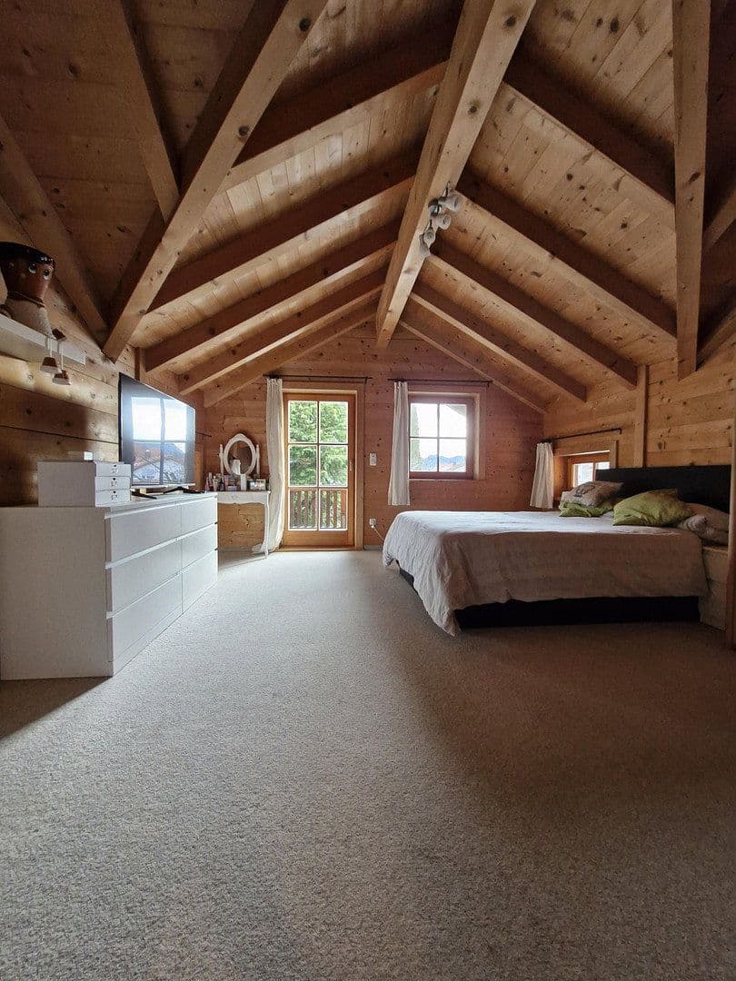 Prenájom bytu 6-izbový 164 m², Bernau am Chiemsee, Bavorsko Prenájom bytu 6-izbový 164 m², Bernau am Chiemsee, Bavorsko