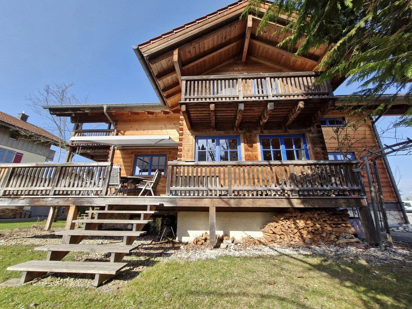 Prenájom bytu 6-izbový 164 m², Bernau am Chiemsee, Bavorsko Prenájom bytu 6-izbový 164 m², Bernau am Chiemsee, Bavorsko