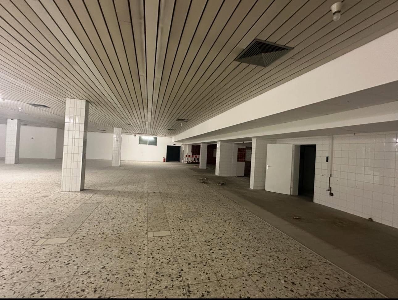 Prenájom nebytového priestoru 1.236 m², MierendorffWeg 19, Essen, Severné Porýnie - Westfálsko Prenájom nebytového priestoru 1.236 m², MierendorffWeg 19, Essen, Severné Porýnie - Westfálsko