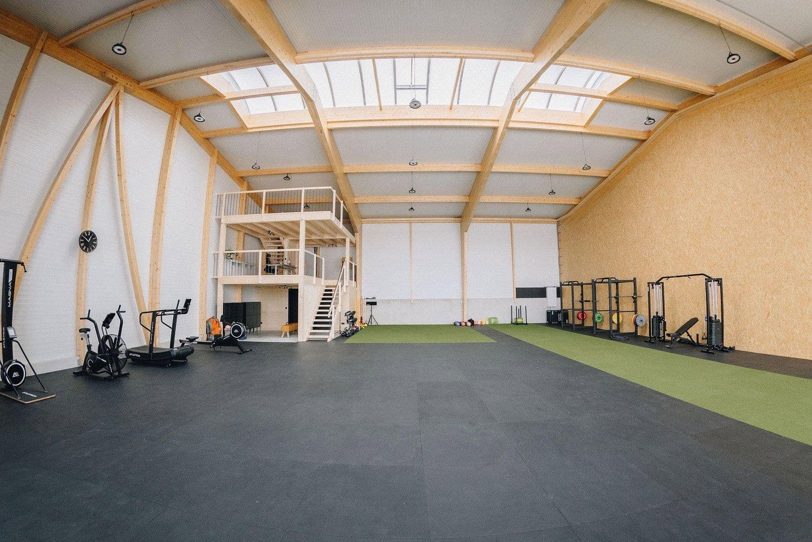 Prenájom nebytového priestoru 334 m², Hemau, Bavorsko Prenájom nebytového priestoru 334 m², Hemau, Bavorsko