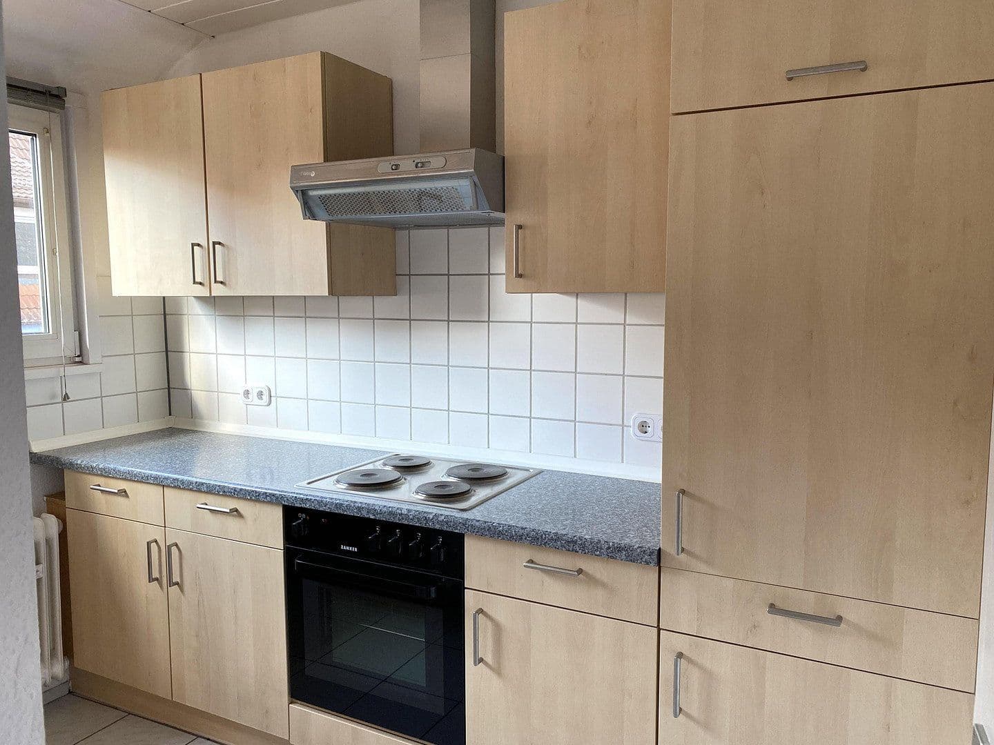 Prenájom bytu 3-izbový 53 m², Kaiserslautern, Porýnie-Falcko Prenájom bytu 3-izbový 53 m², Kaiserslautern, Porýnie-Falcko