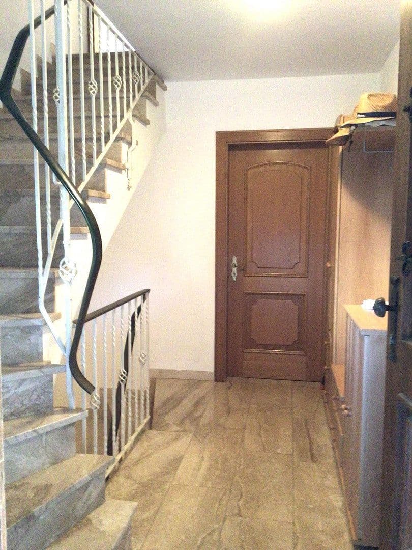 Predaj domu 253 m², pozemek 1.047 m², Grafrath, Bavorsko Predaj domu 253 m², pozemek 1.047 m², Grafrath, Bavorsko