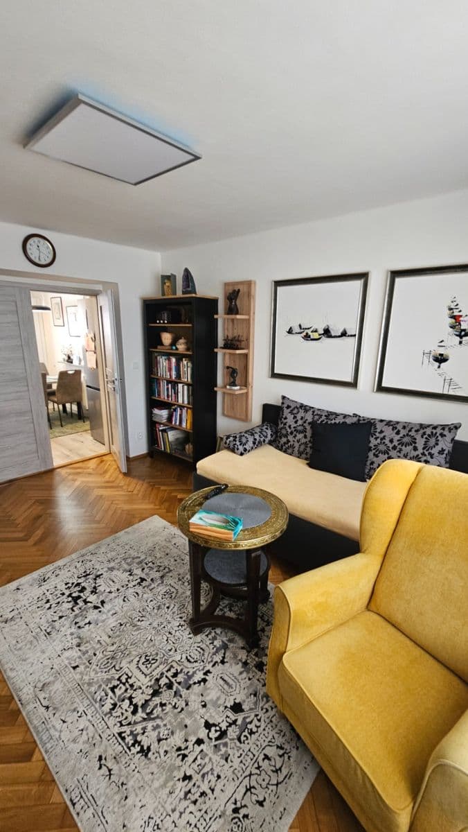 Prenájom bytu 2-izbový 51 m², Barákova, Roudnice nad Labem, Ústecký kraj Prenájom bytu 2-izbový 51 m², Barákova, Roudnice nad Labem, Ústecký kraj