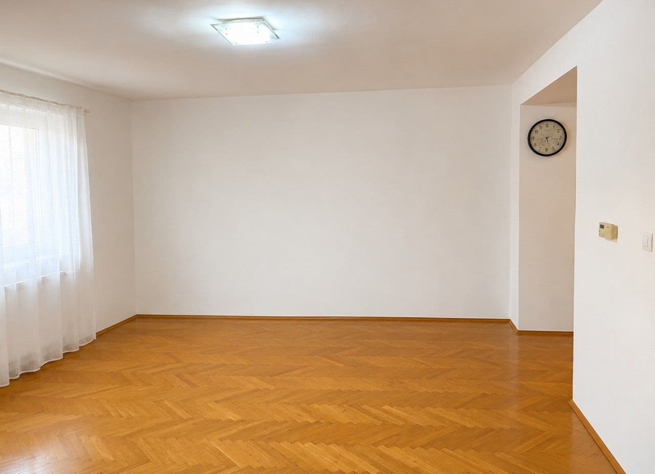 Predaj bytu 2-izbový 59 m², Dvořákova, Olomouc, Olomoucký kraj Predaj bytu 2-izbový 59 m², Dvořákova, Olomouc, Olomoucký kraj