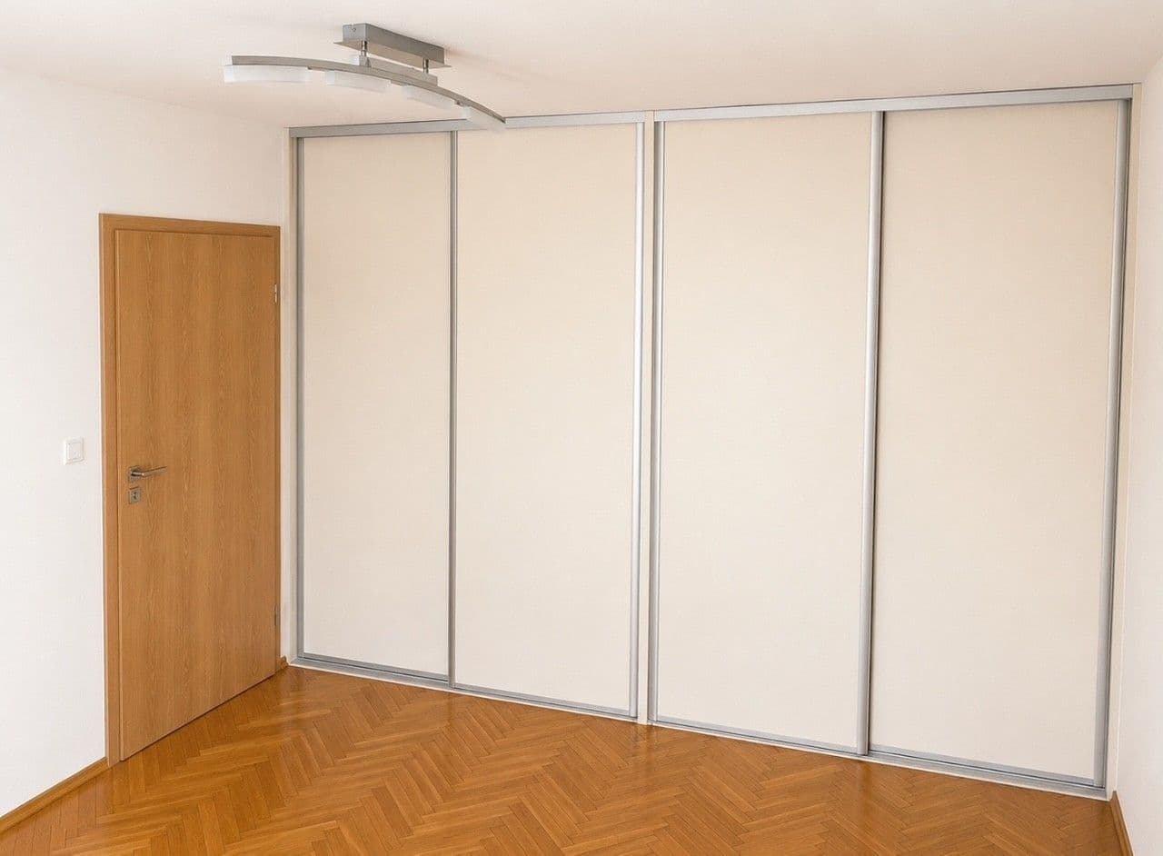 Predaj bytu 2-izbový 59 m², Dvořákova, Olomouc, Olomoucký kraj Predaj bytu 2-izbový 59 m², Dvořákova, Olomouc, Olomoucký kraj