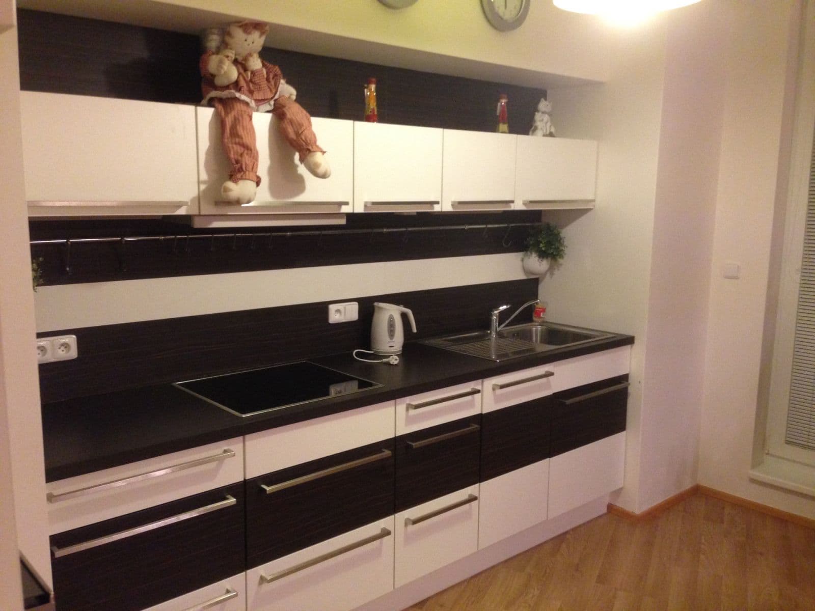 Prenájom bytu 2-izbový 59 m², Milotická, Praha, Praha Prenájom bytu 2-izbový 59 m², Milotická, Praha, Praha