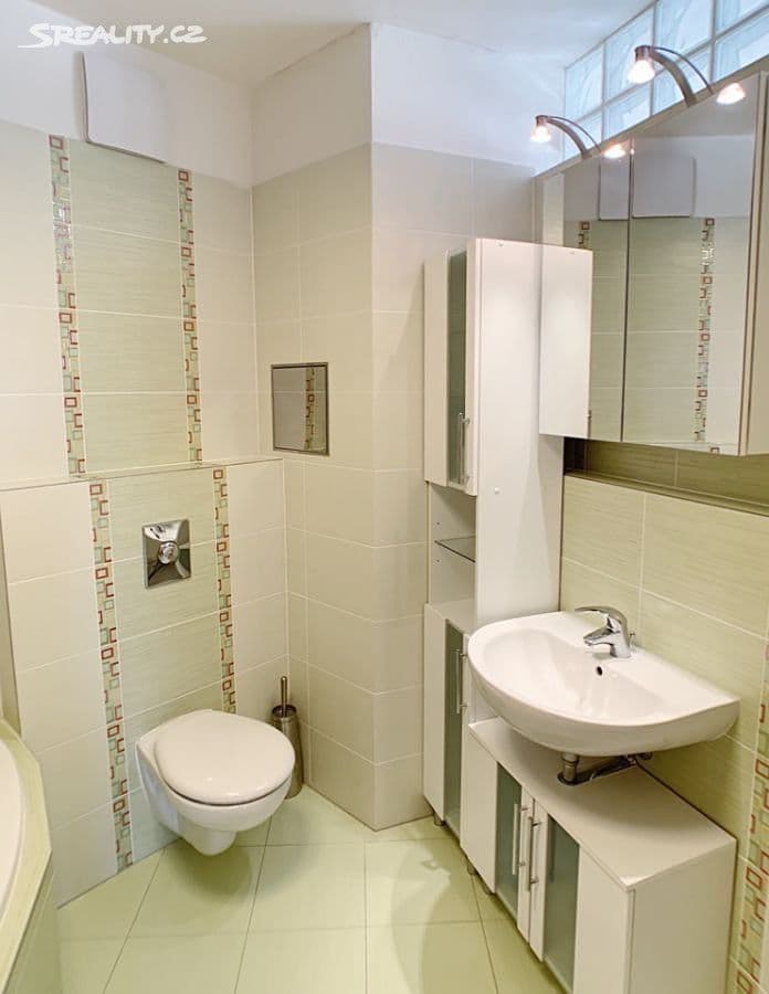 Prenájom bytu 2-izbový 59 m², Milotická, Praha, Praha Prenájom bytu 2-izbový 59 m², Milotická, Praha, Praha