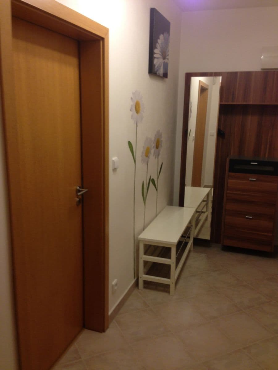 Prenájom bytu 2-izbový 59 m², Milotická, Praha, Praha Prenájom bytu 2-izbový 59 m², Milotická, Praha, Praha