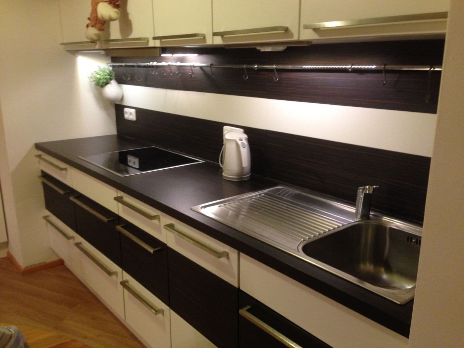 Prenájom bytu 2-izbový 59 m², Milotická, Praha, Praha Prenájom bytu 2-izbový 59 m², Milotická, Praha, Praha