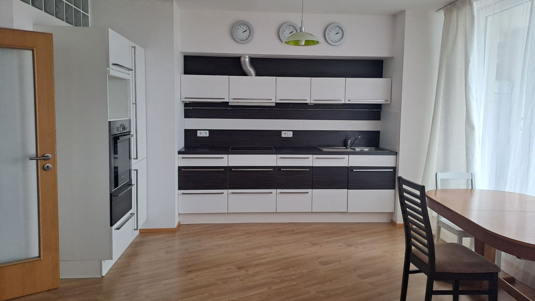 Prenájom bytu 2-izbový 59 m², Milotická, Praha, Praha Prenájom bytu 2-izbový 59 m², Milotická, Praha, Praha