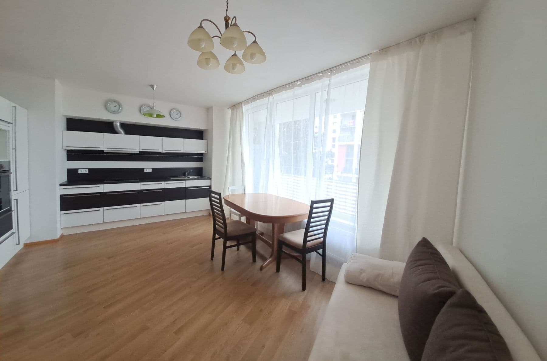 Prenájom bytu 2-izbový 59 m², Milotická, Praha, Praha Prenájom bytu 2-izbový 59 m², Milotická, Praha, Praha