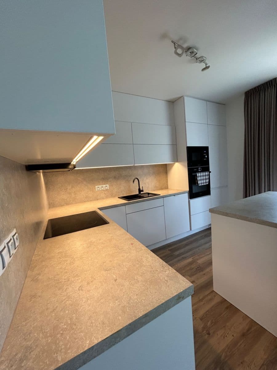 Predaj bytu 3-izbový 89 m², Březinky, Nové Město nad Metují, Královéhradecký kraj Predaj bytu 3-izbový 89 m², Březinky, Nové Město nad Metují, Královéhradecký kraj