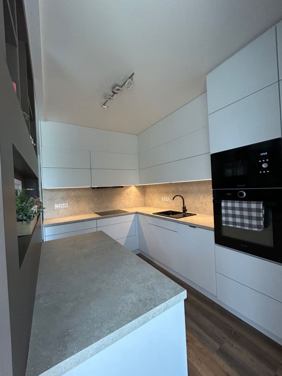 Predaj bytu 3-izbový 89 m², Březinky, Nové Město nad Metují, Královéhradecký kraj Predaj bytu 3-izbový 89 m², Březinky, Nové Město nad Metují, Královéhradecký kraj