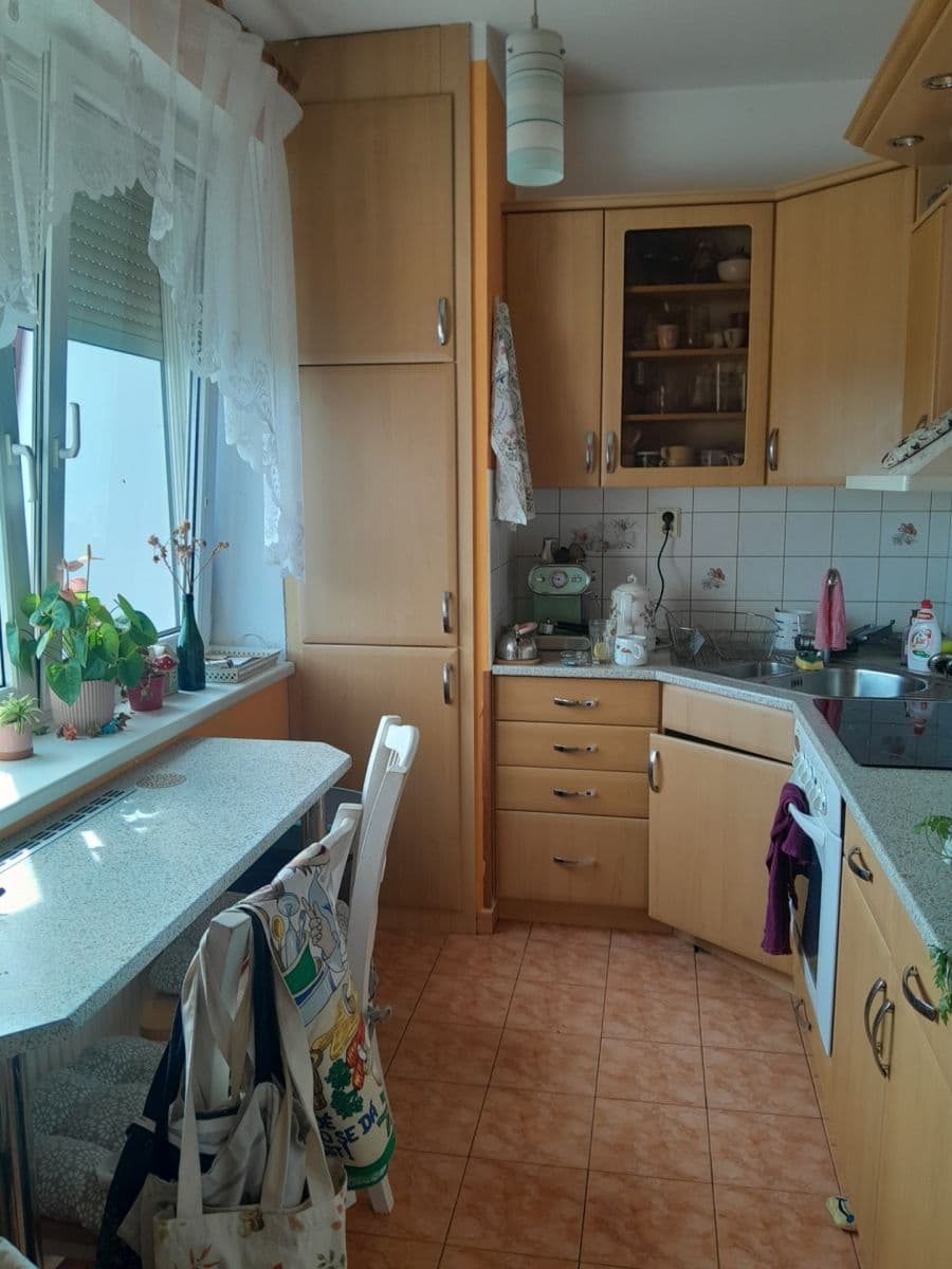 Prenájom bytu 2-izbový 51 m², Na Větrníku, Chrudim, Pardubický kraj Prenájom bytu 2-izbový 51 m², Na Větrníku, Chrudim, Pardubický kraj