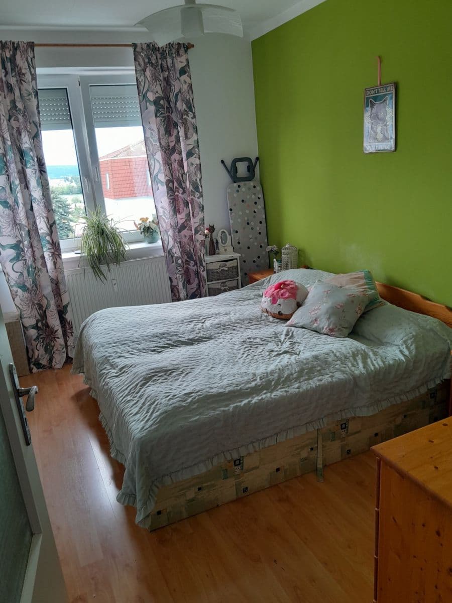 Prenájom bytu 2-izbový 51 m², Na Větrníku, Chrudim, Pardubický kraj Prenájom bytu 2-izbový 51 m², Na Větrníku, Chrudim, Pardubický kraj