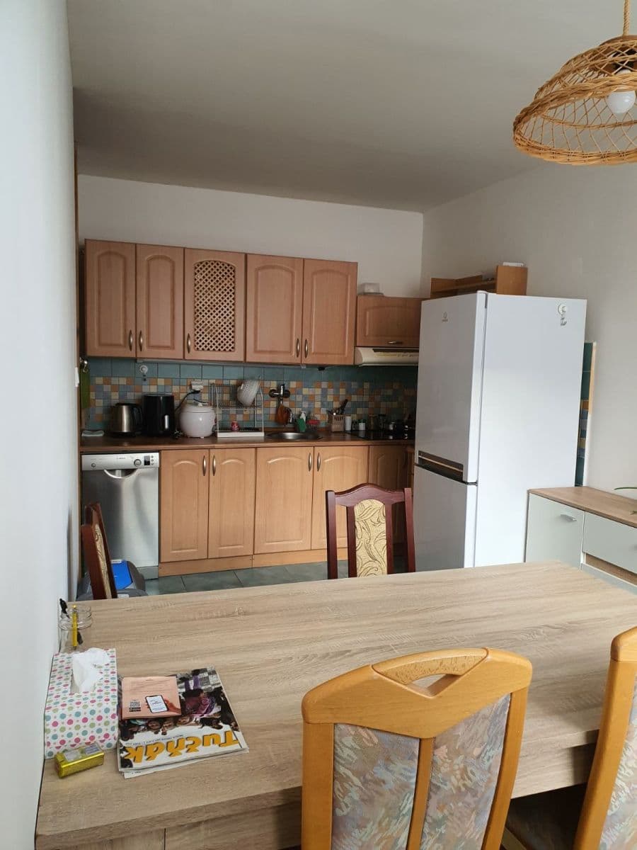 Prenájom bytu 3-izbový 69 m², Ješetická, Praha, Praha Prenájom bytu 3-izbový 69 m², Ješetická, Praha, Praha