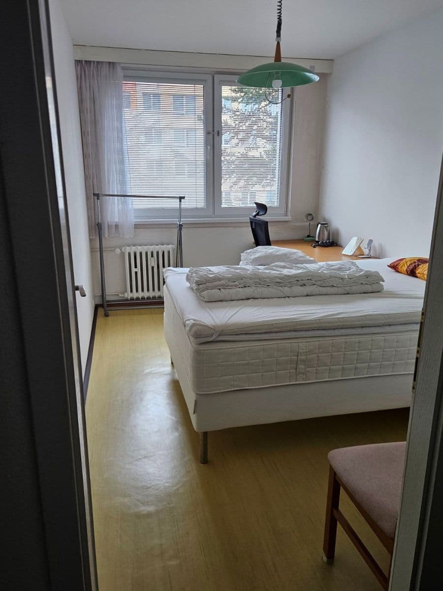Prenájom bytu 3-izbový 69 m², Ješetická, Praha, Praha Prenájom bytu 3-izbový 69 m², Ješetická, Praha, Praha