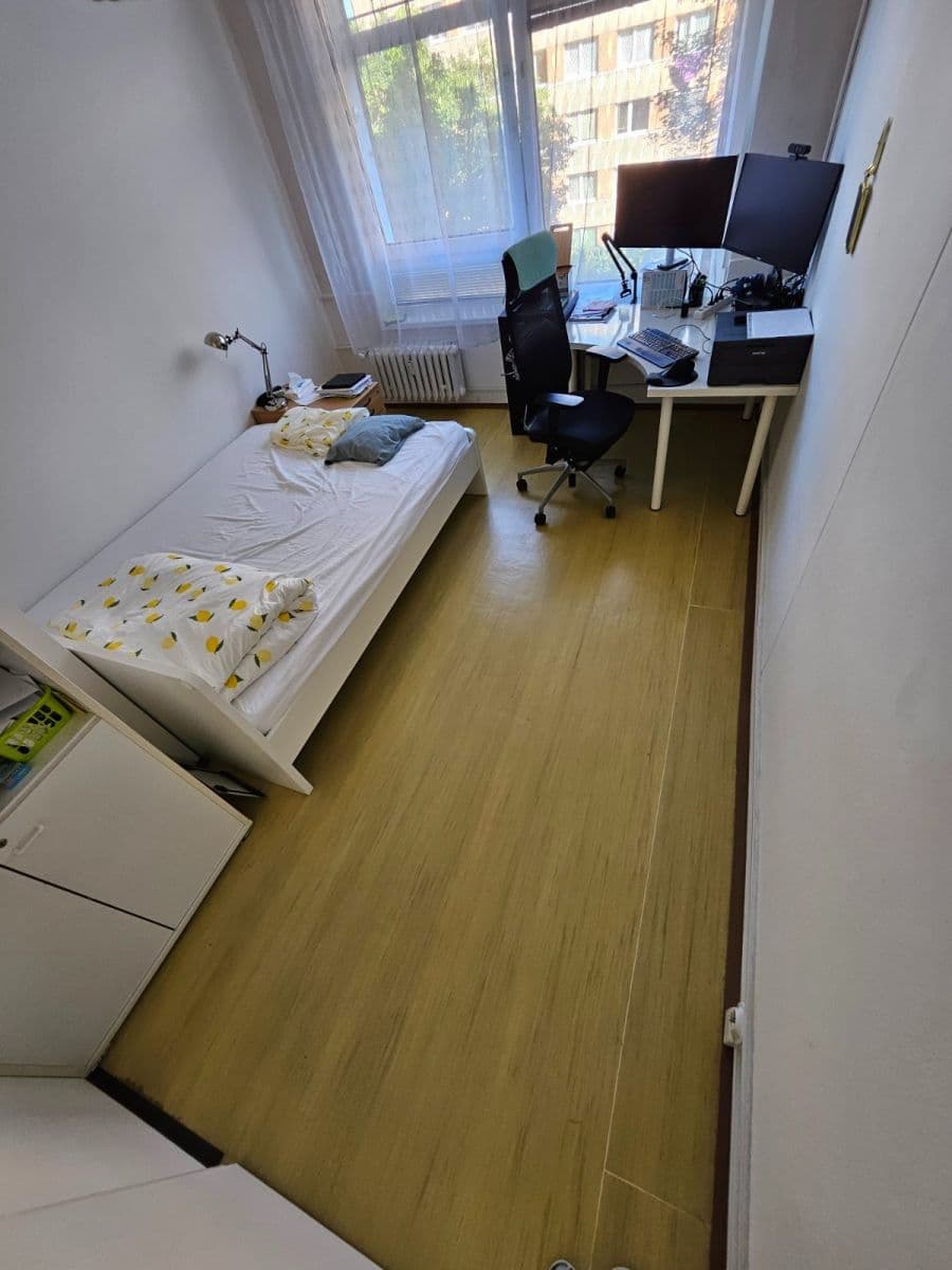 Prenájom bytu 3-izbový 69 m², Ješetická, Praha, Praha Prenájom bytu 3-izbový 69 m², Ješetická, Praha, Praha