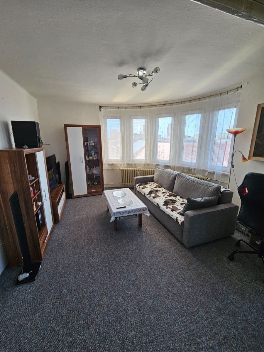 Predaj bytu 2-izbový 62 m², Veleslavínova, Ostrava, Moravskoslezský kraj Predaj bytu 2-izbový 62 m², Veleslavínova, Ostrava, Moravskoslezský kraj