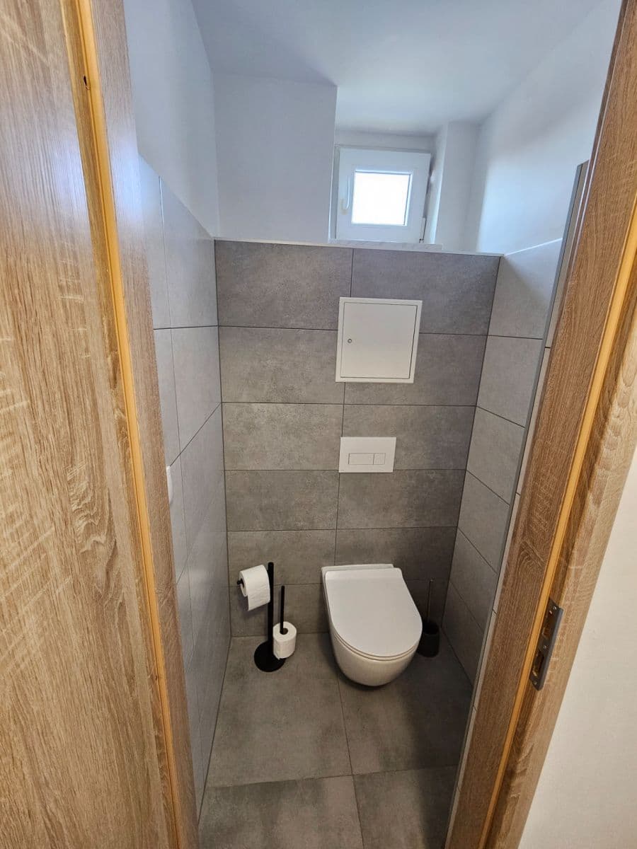 Predaj bytu 2-izbový 62 m², Veleslavínova, Ostrava, Moravskoslezský kraj Predaj bytu 2-izbový 62 m², Veleslavínova, Ostrava, Moravskoslezský kraj