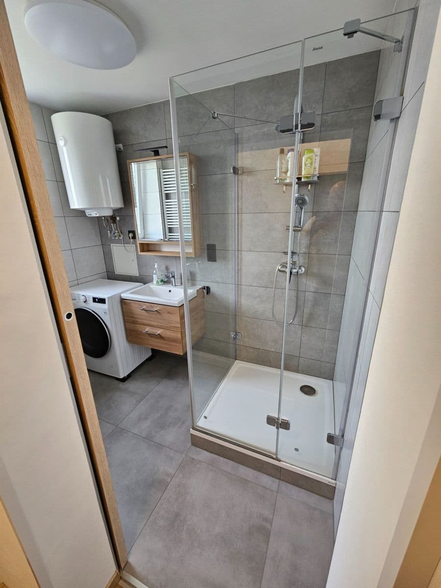 Predaj bytu 2-izbový 62 m², Veleslavínova, Ostrava, Moravskoslezský kraj Predaj bytu 2-izbový 62 m², Veleslavínova, Ostrava, Moravskoslezský kraj
