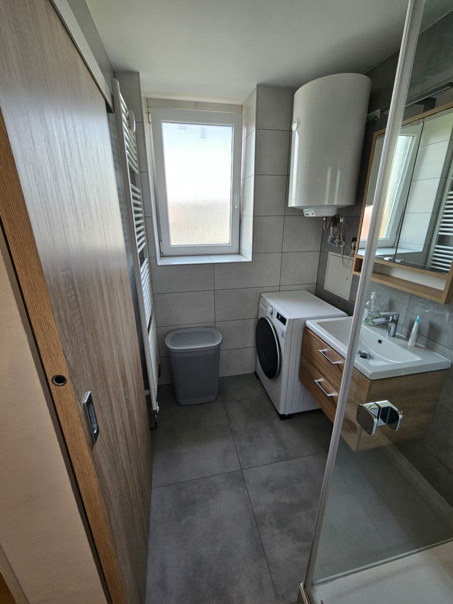 Predaj bytu 2-izbový 62 m², Veleslavínova, Ostrava, Moravskoslezský kraj Predaj bytu 2-izbový 62 m², Veleslavínova, Ostrava, Moravskoslezský kraj