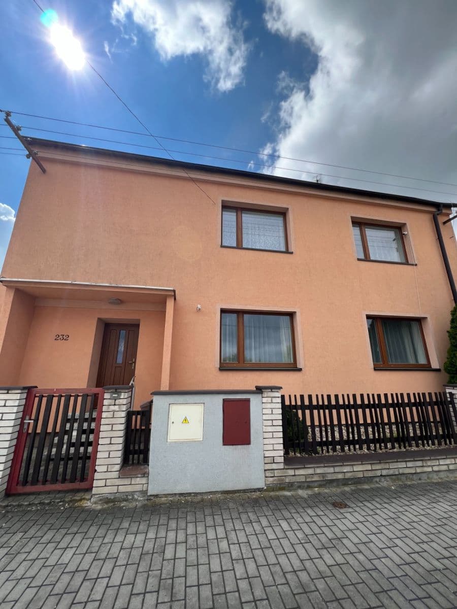 Predaj domu 159 m², pozemek 1.183 m², Dukelských hrdinů, Vrdy, Středočeský kraj Predaj domu 159 m², pozemek 1.183 m², Dukelských hrdinů, Vrdy, Středočeský kraj