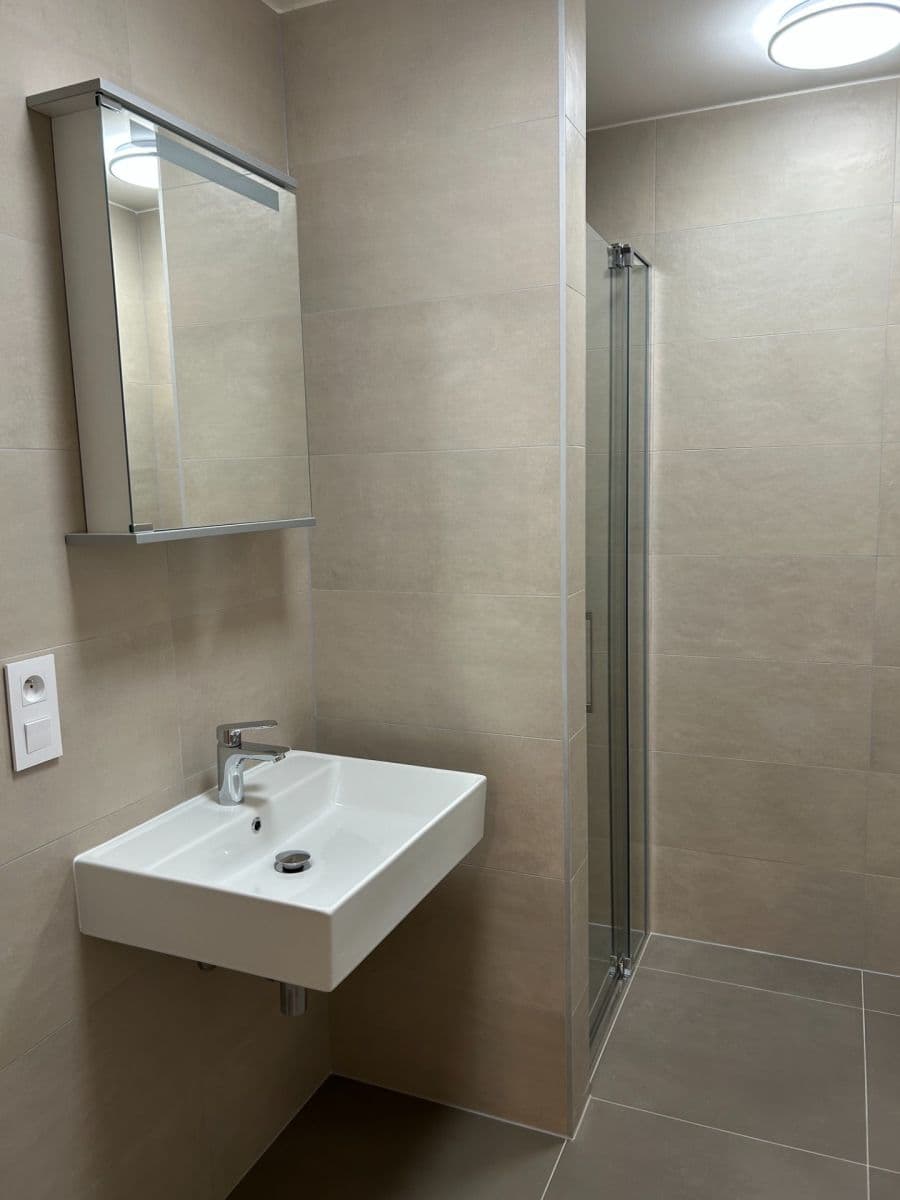 Prenájom bytu 2-izbový 54 m², Jižní, Brno, Jihomoravský kraj Prenájom bytu 2-izbový 54 m², Jižní, Brno, Jihomoravský kraj