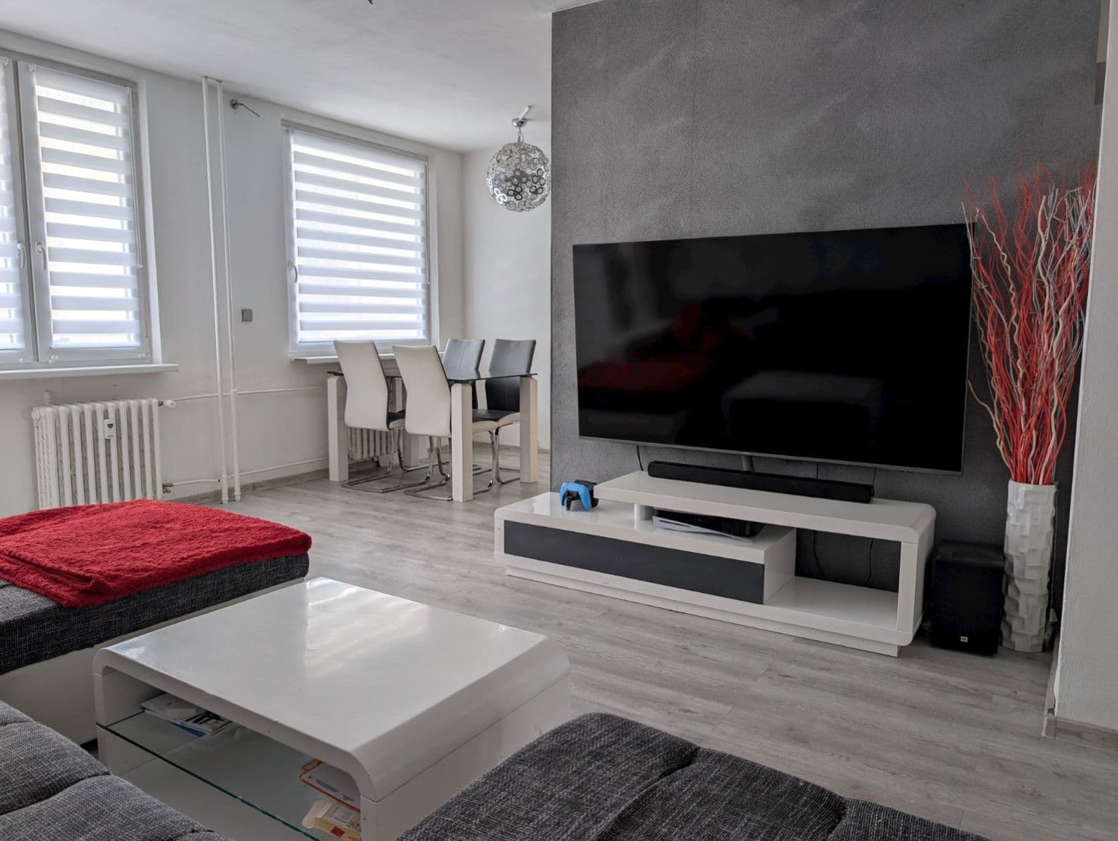 Prenájom bytu 3-izbový 79 m², Voskovcova, Praha, Praha Prenájom bytu 3-izbový 79 m², Voskovcova, Praha, Praha