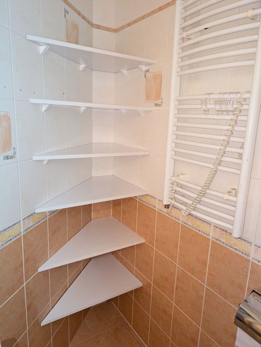 Prenájom bytu 3-izbový 79 m², Voskovcova, Praha, Praha Prenájom bytu 3-izbový 79 m², Voskovcova, Praha, Praha